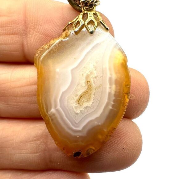 agate slice pendant necklace - Picture 5 of 10